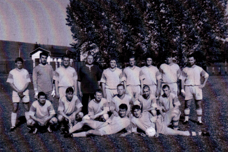 Futbalisti 2000