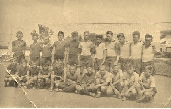 Snímka 37 r. 1958
