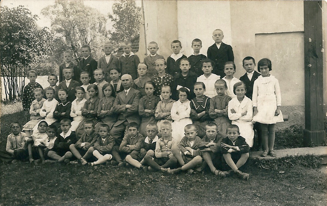 Škola - Ročník 1924, 1925